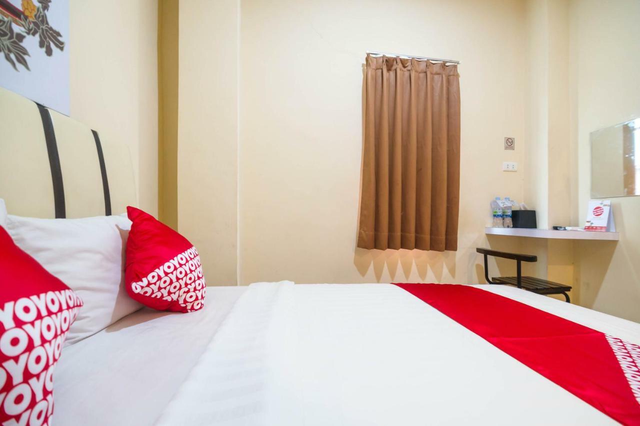 Sentosa Guest House Понтианак Экстерьер фото